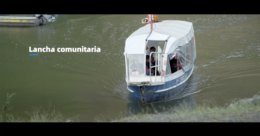 Transporte fluvial y terrestre comunitarios